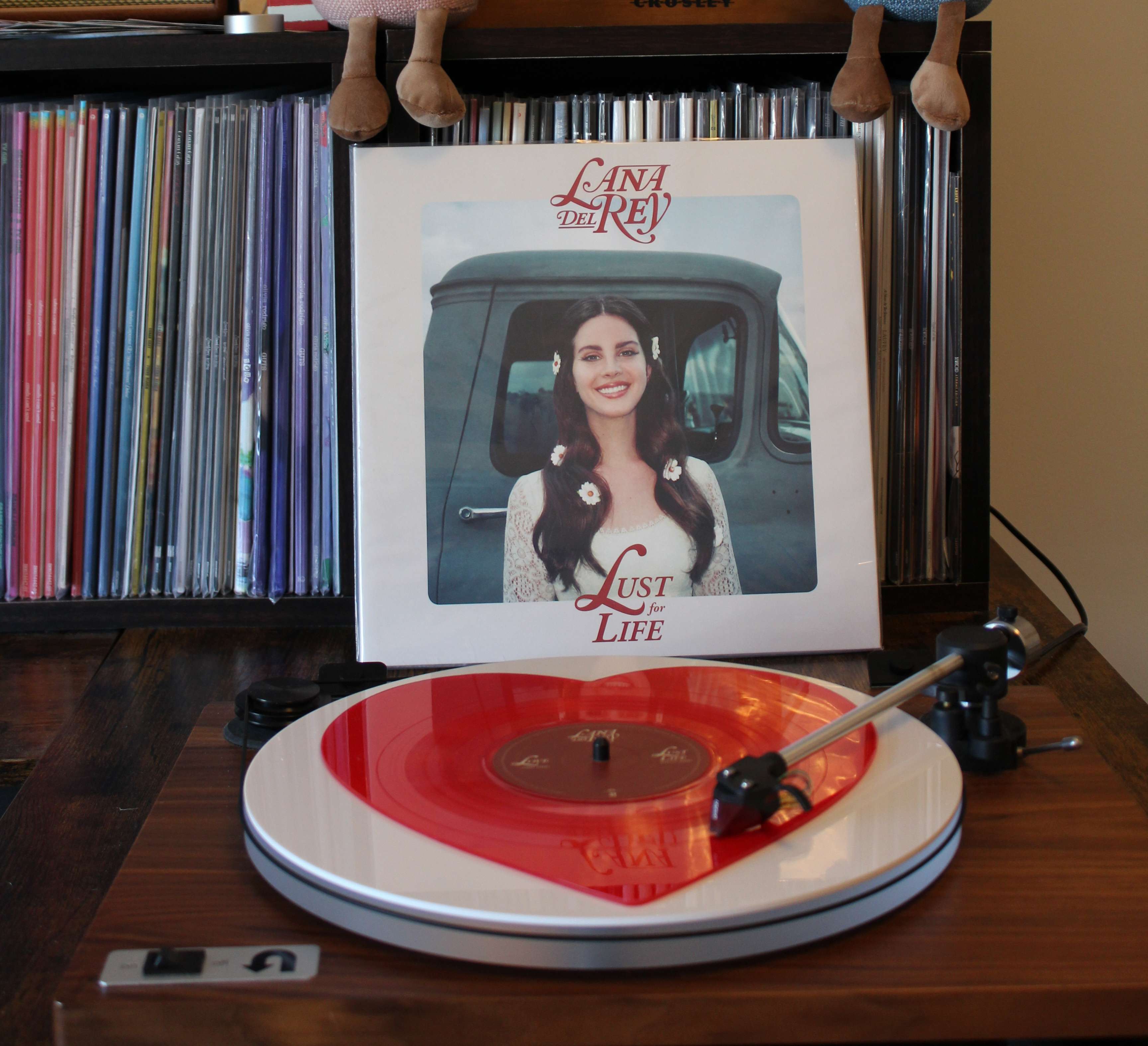 Lana Del Rey Lust for Life heart-shaped red vinyl on turntable